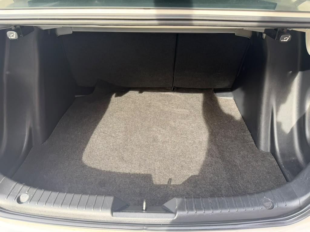 Toyota Yaris iA 6A 2017