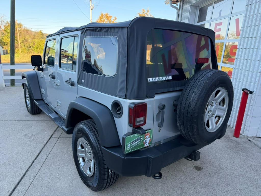 Jeep Wrangler Unlimited Sport 4WD 2012