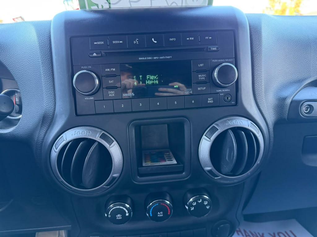 Jeep Wrangler Unlimited Sport 4WD 2012