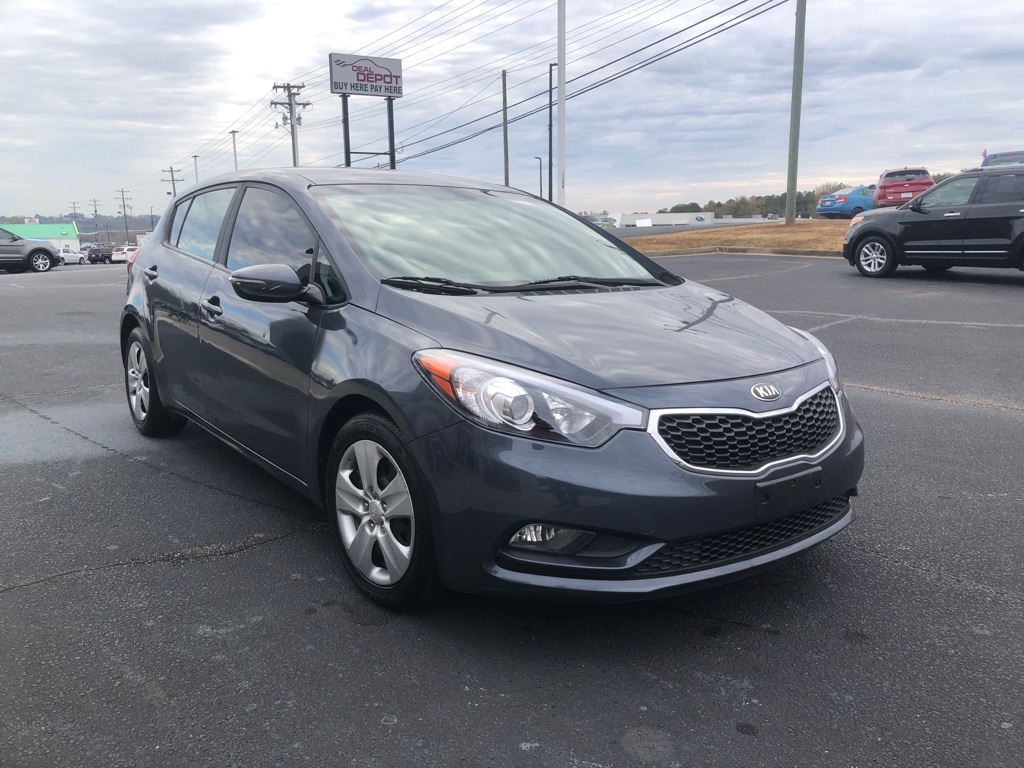 Kia Forte 5-Door  2016