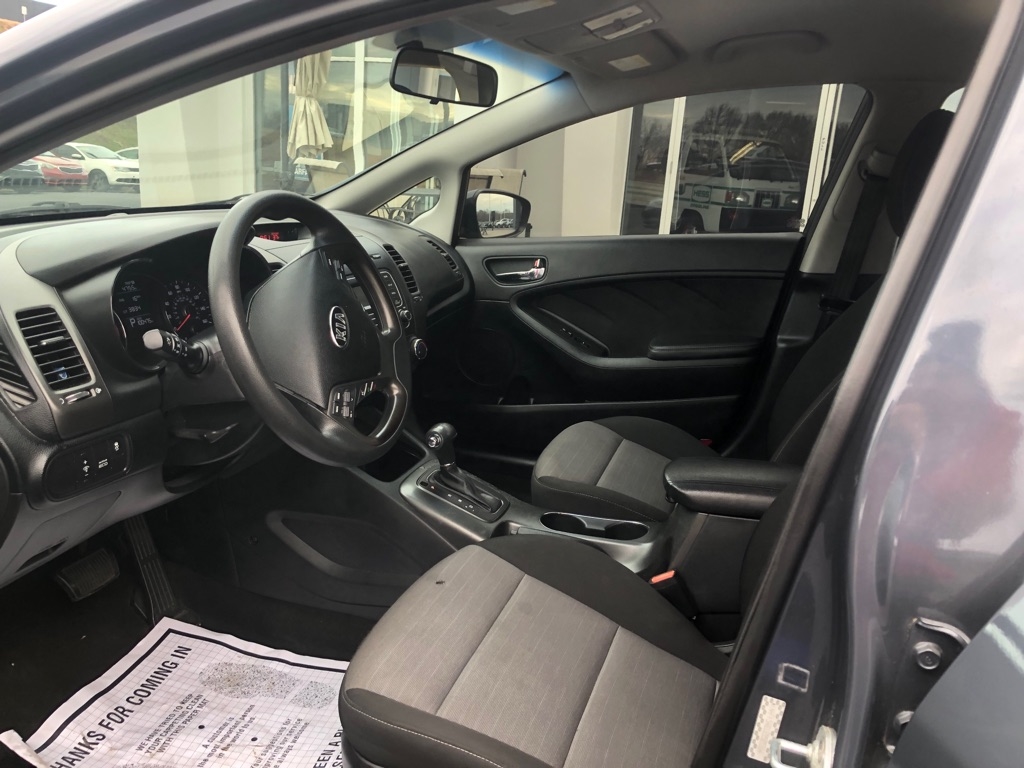 Kia Forte 5-Door  2016