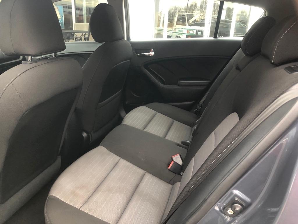 Kia Forte 5-Door  2016