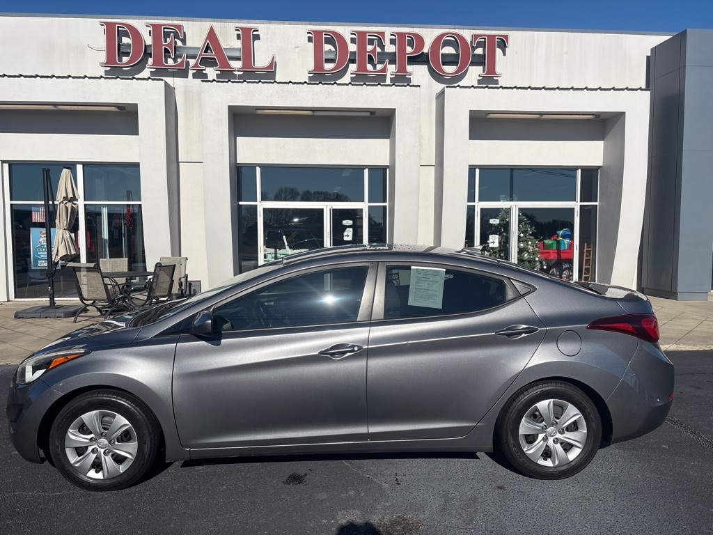 Hyundai Elantra  2016