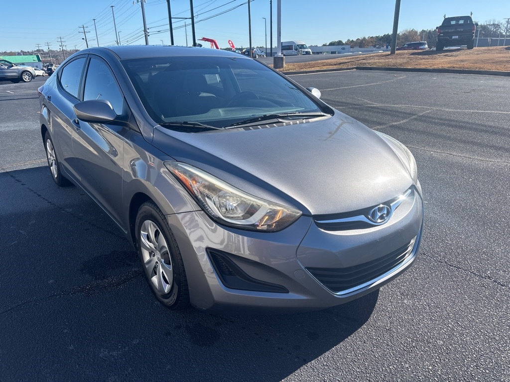 Hyundai Elantra  2016