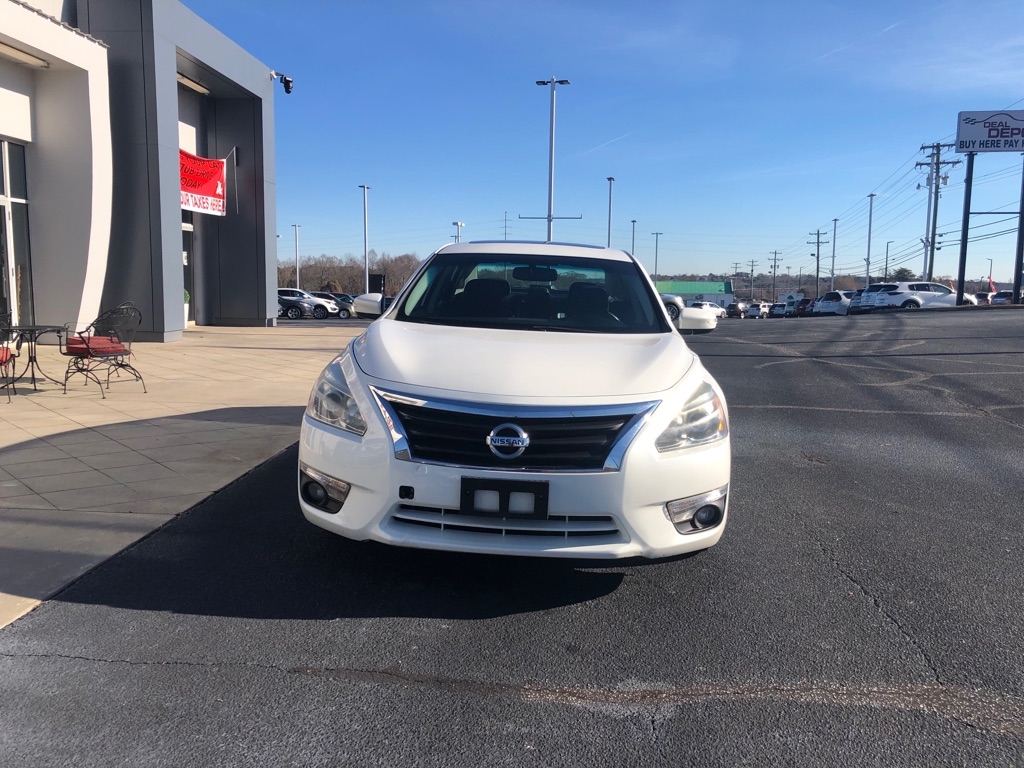 Nissan Altima  2015