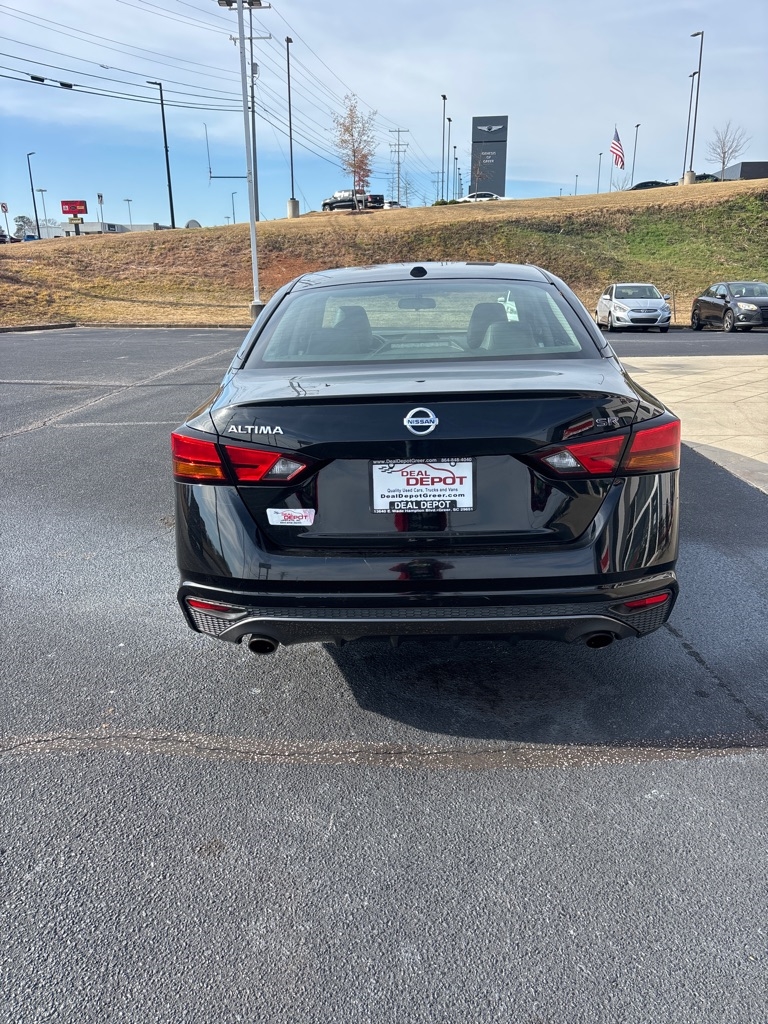 Nissan Altima  2019