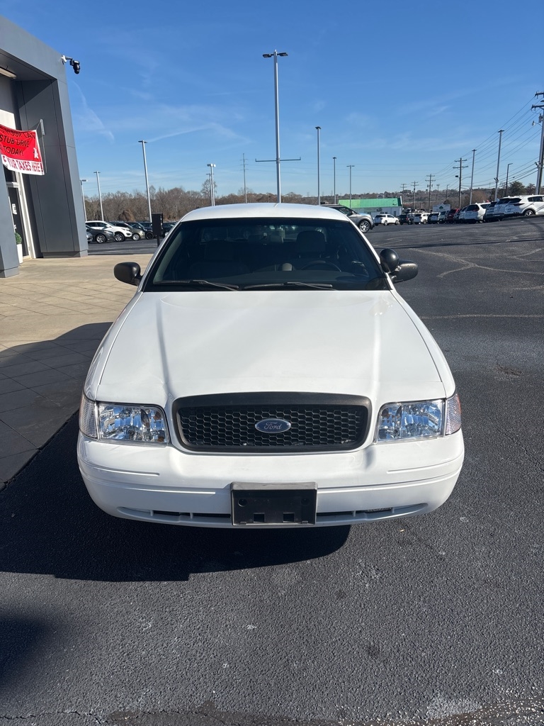 Ford Crown Victoria  2008