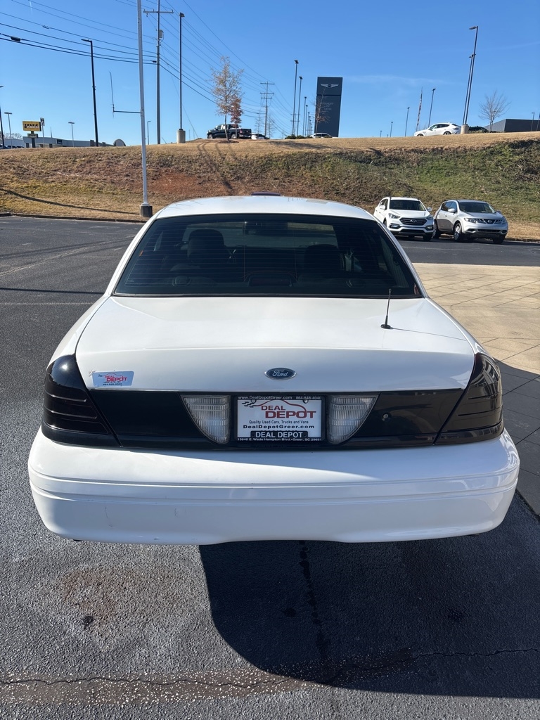 Ford Crown Victoria  2008