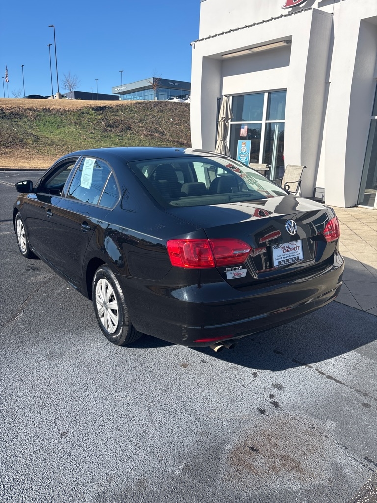 Volkswagen Jetta  2013
