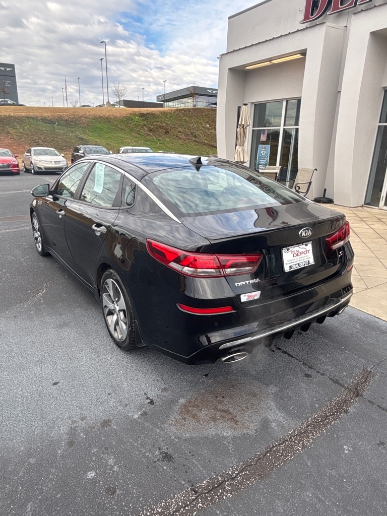 Kia Optima  2019
