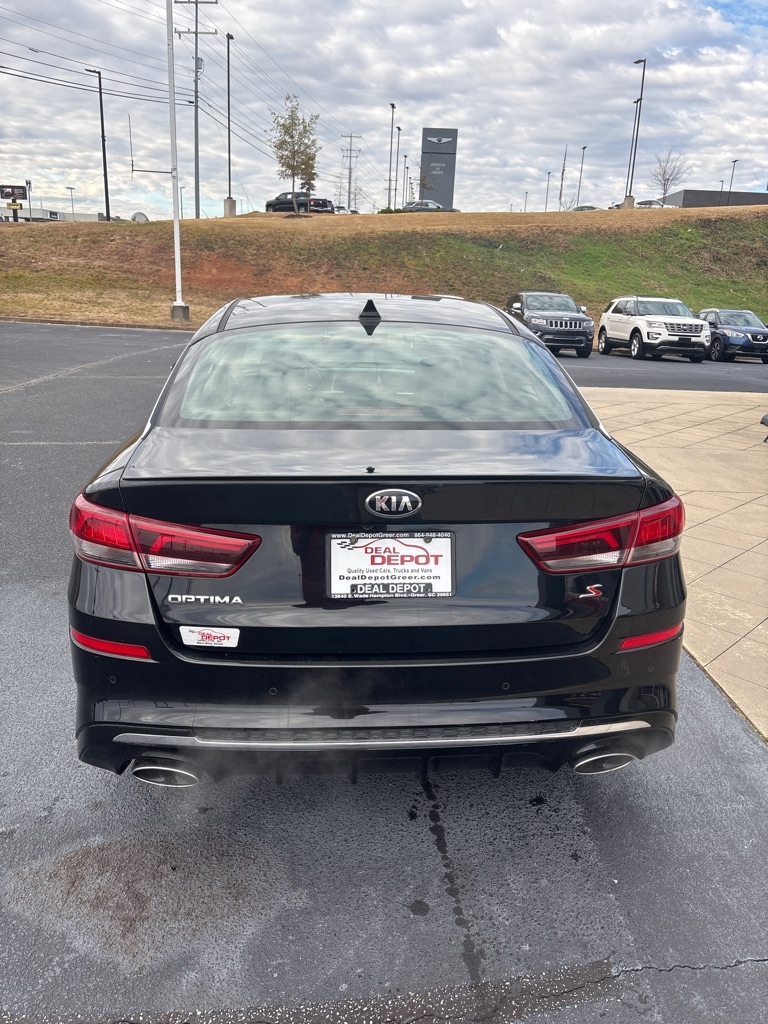 Kia Optima  2019