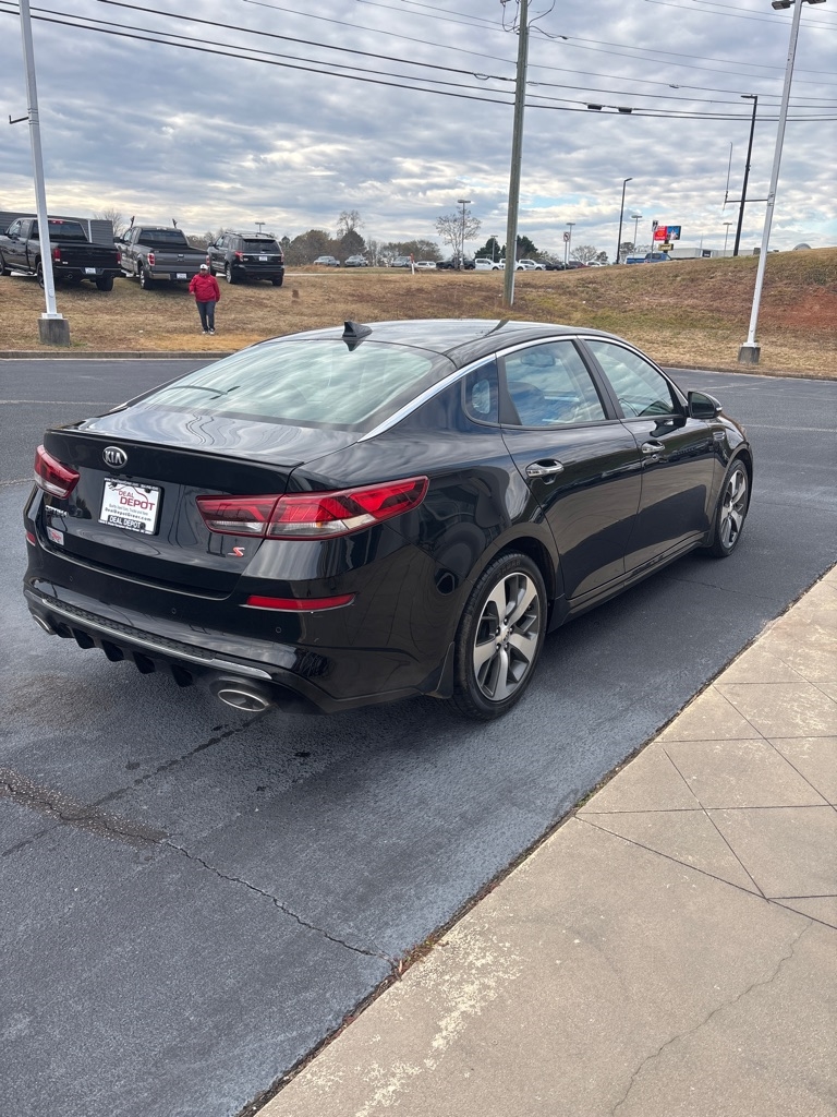 Kia Optima  2019