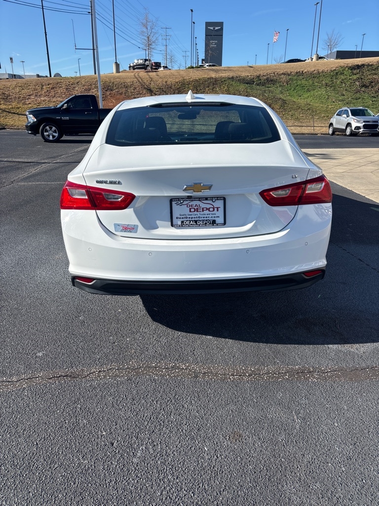 Chevrolet Malibu  2017