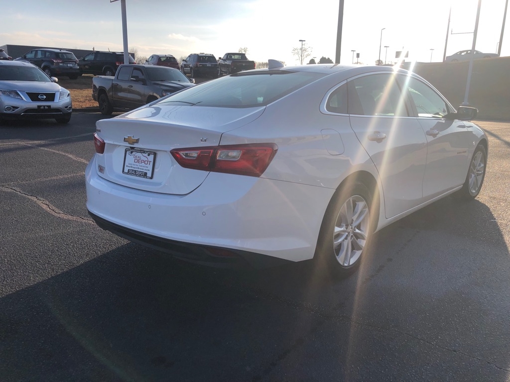 Chevrolet Malibu  2017