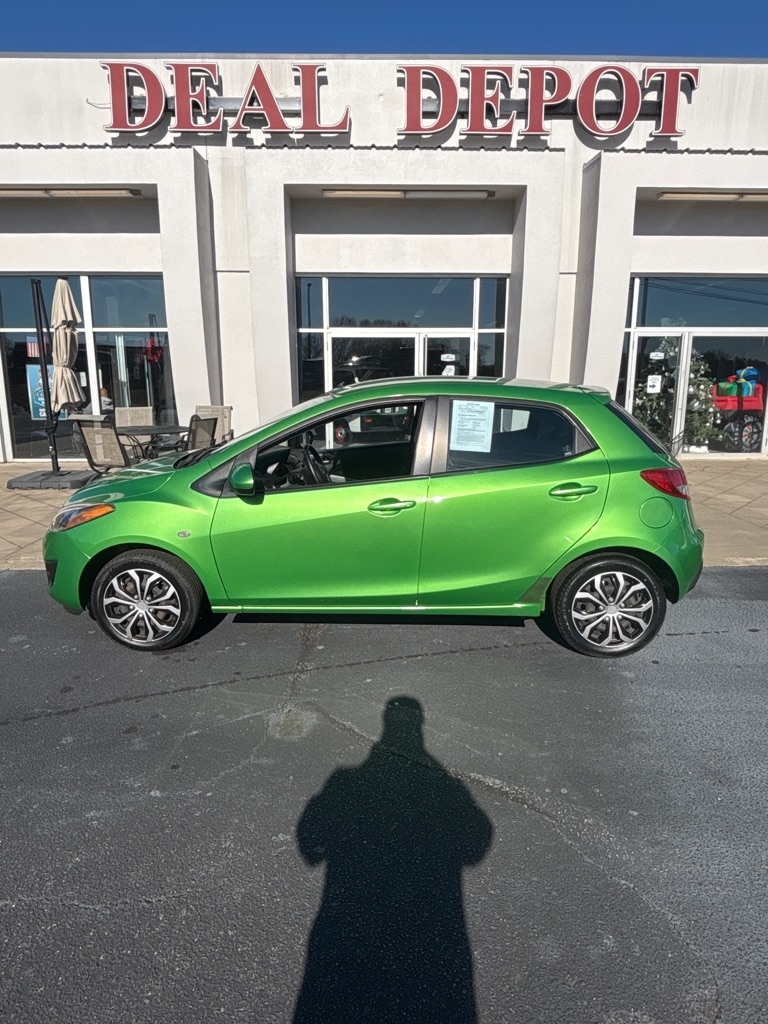 2011 Mazda Mazda2 Sport's photo