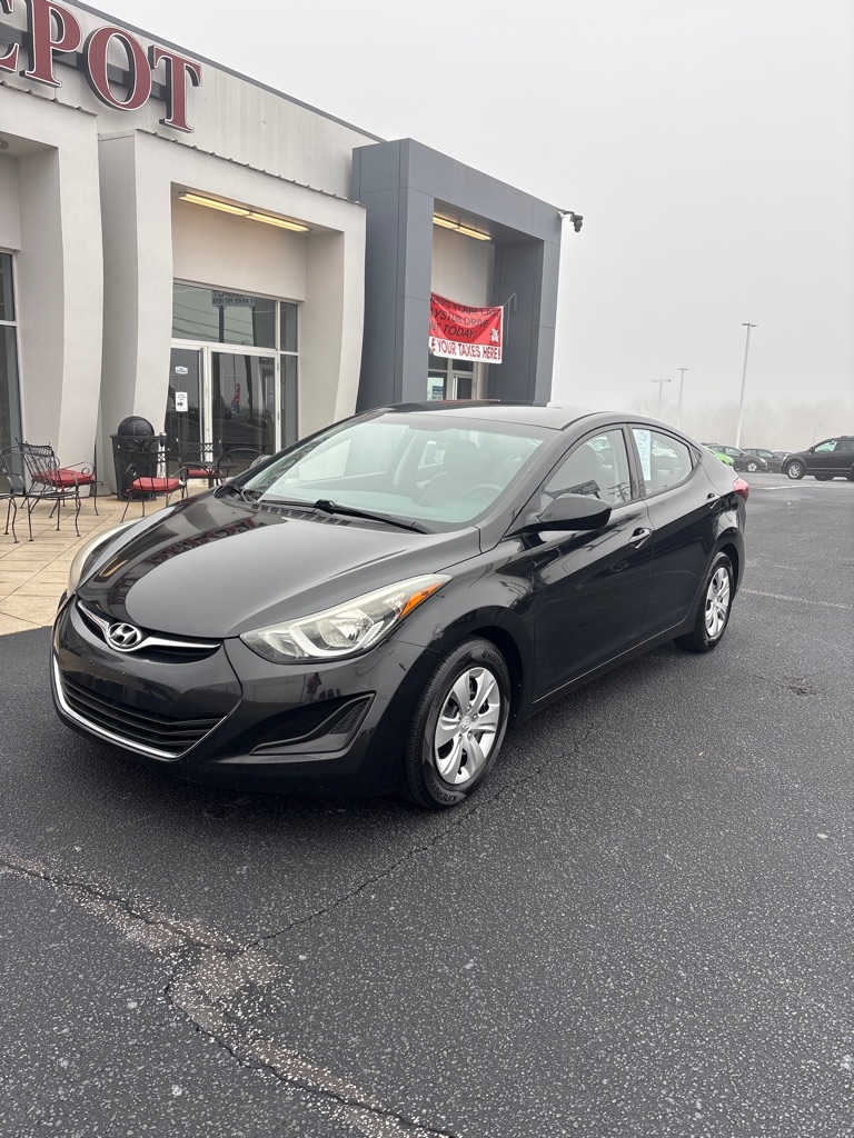 Hyundai Elantra  2016