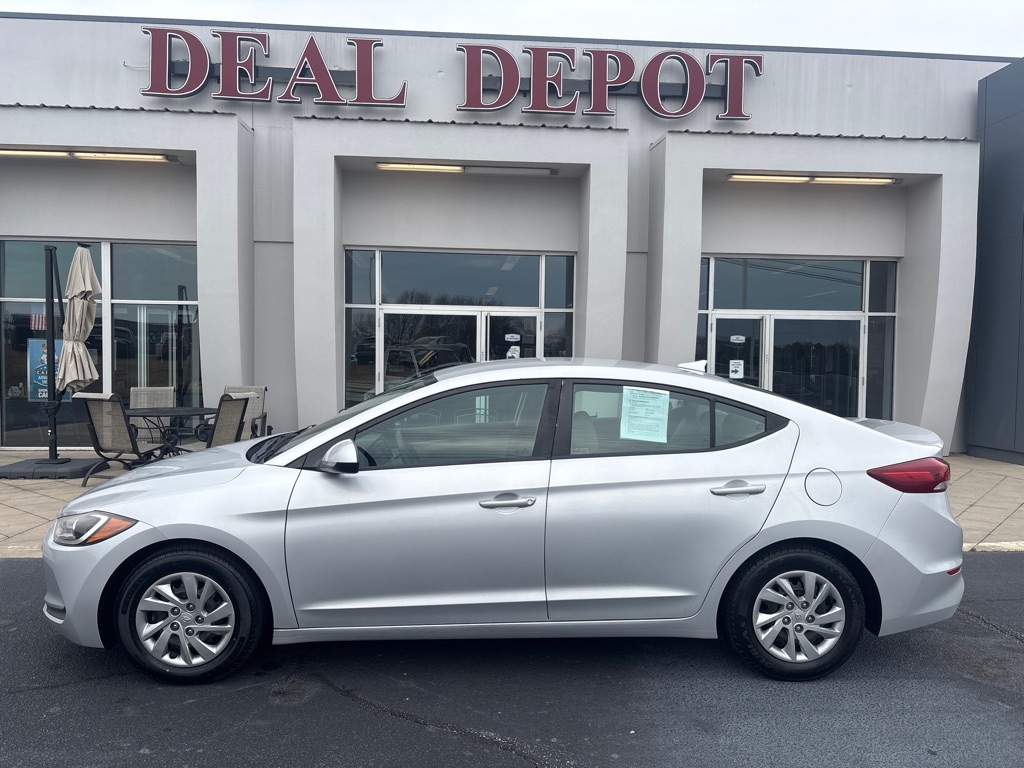 Hyundai Elantra  2017