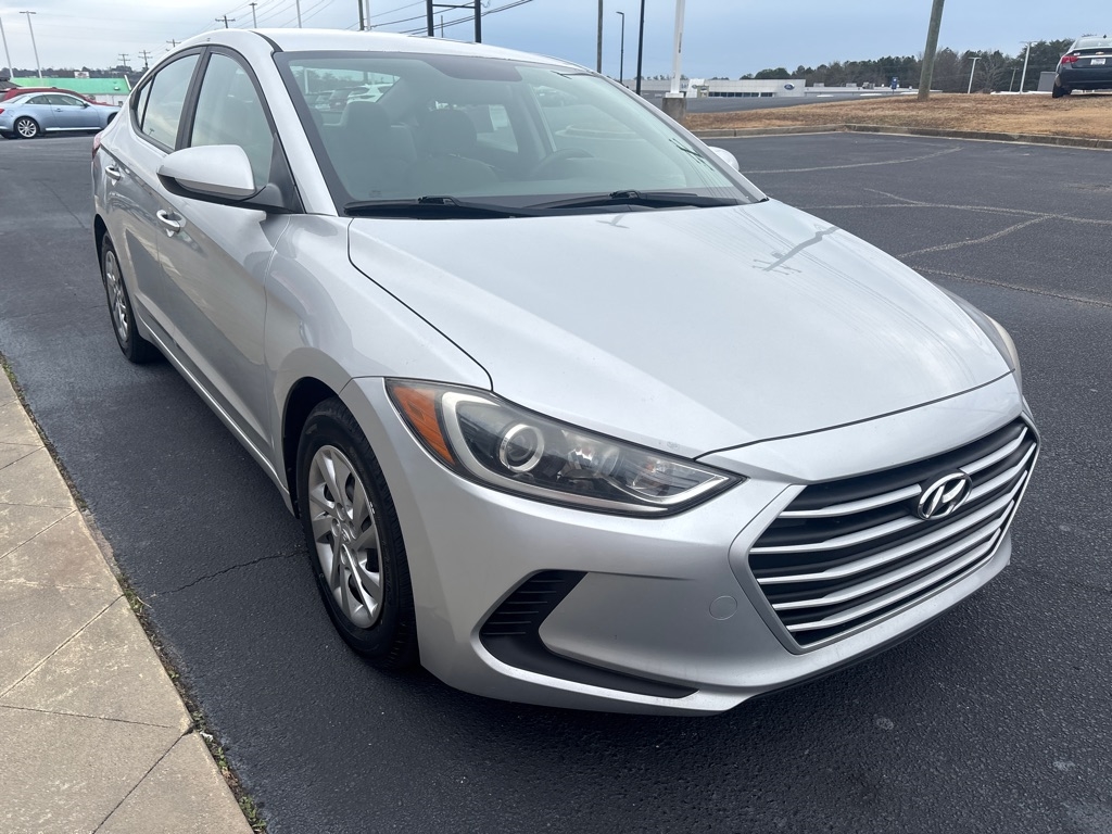 Hyundai Elantra  2017