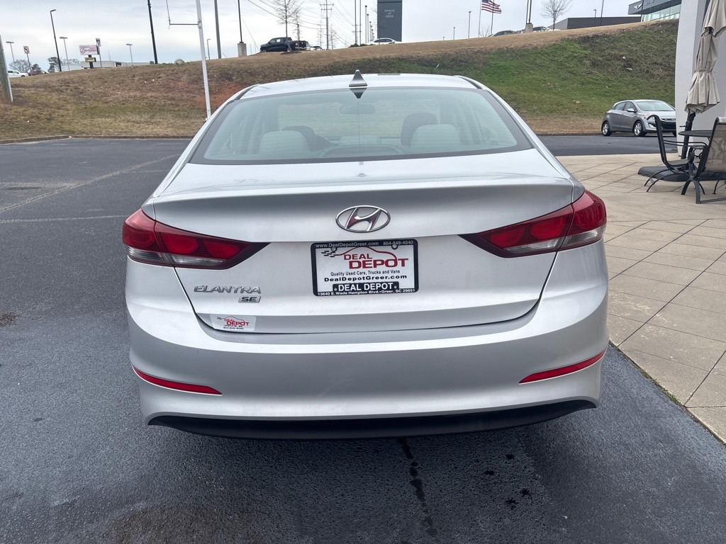 Hyundai Elantra  2017