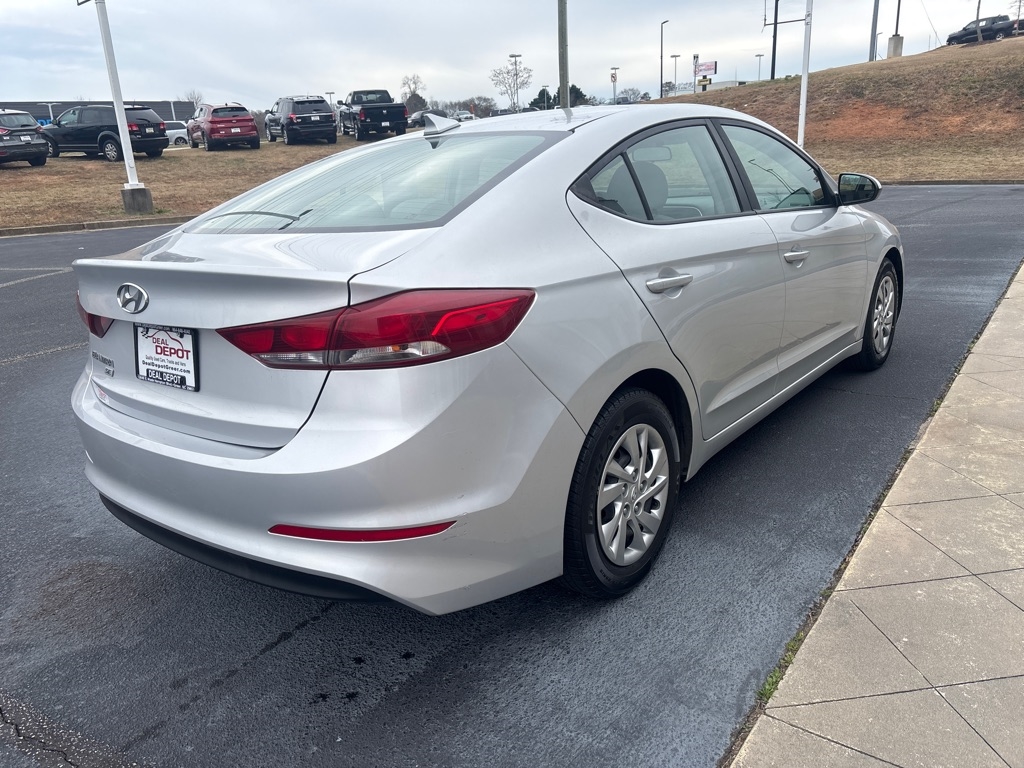 Hyundai Elantra  2017