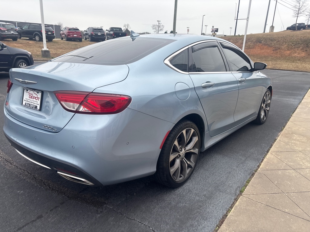 Chrysler 200  2015