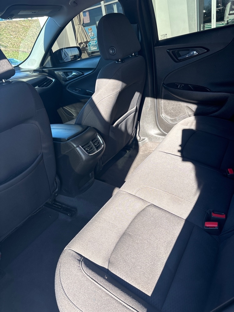 Chevrolet Malibu  2016