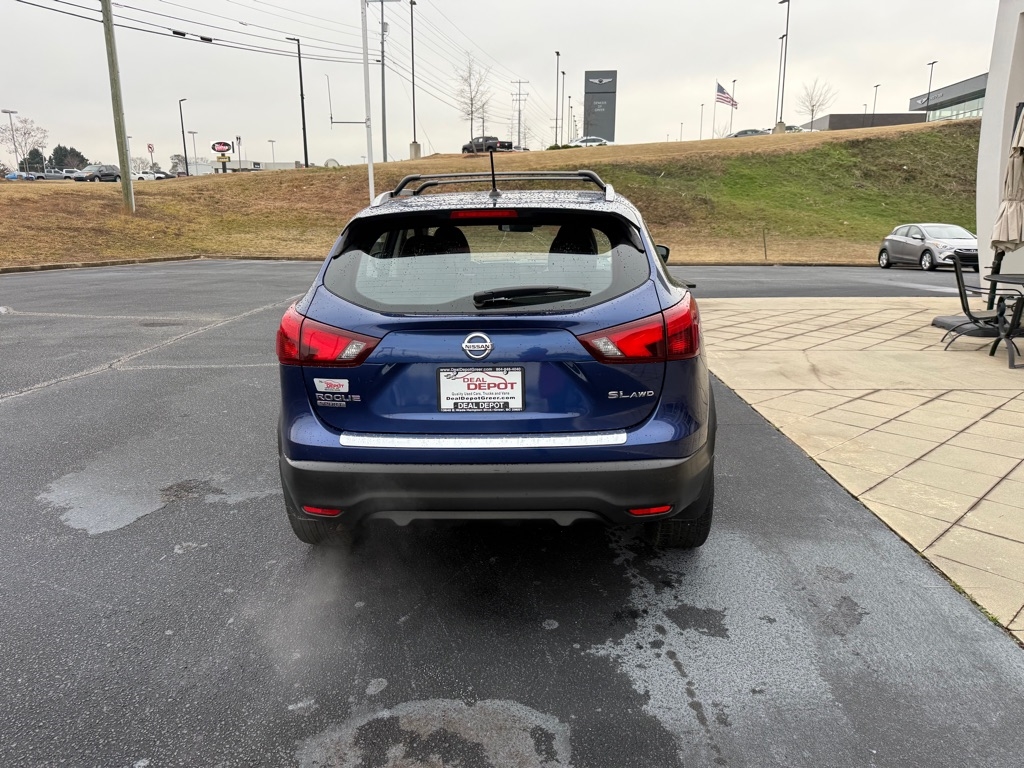 Nissan Rogue Sport  2017