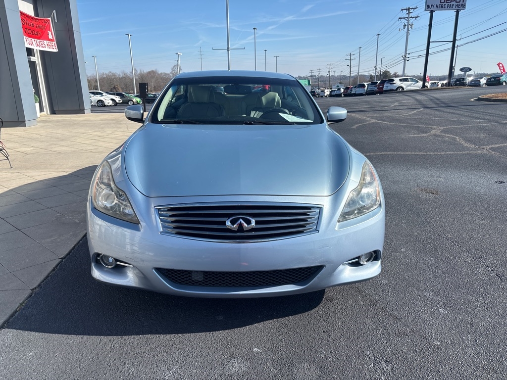 Infiniti G Convertible  2011