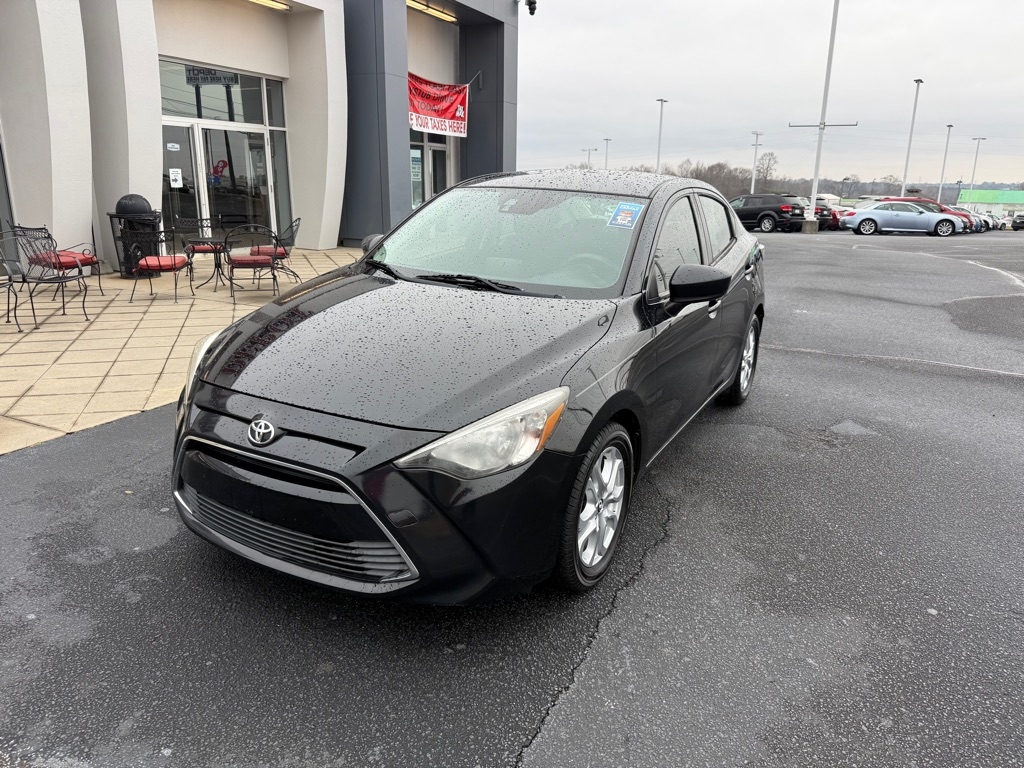 Toyota Yaris iA  2018