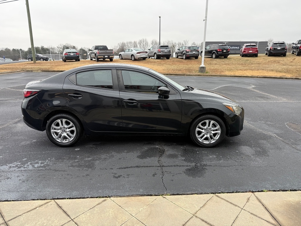 Toyota Yaris iA  2018