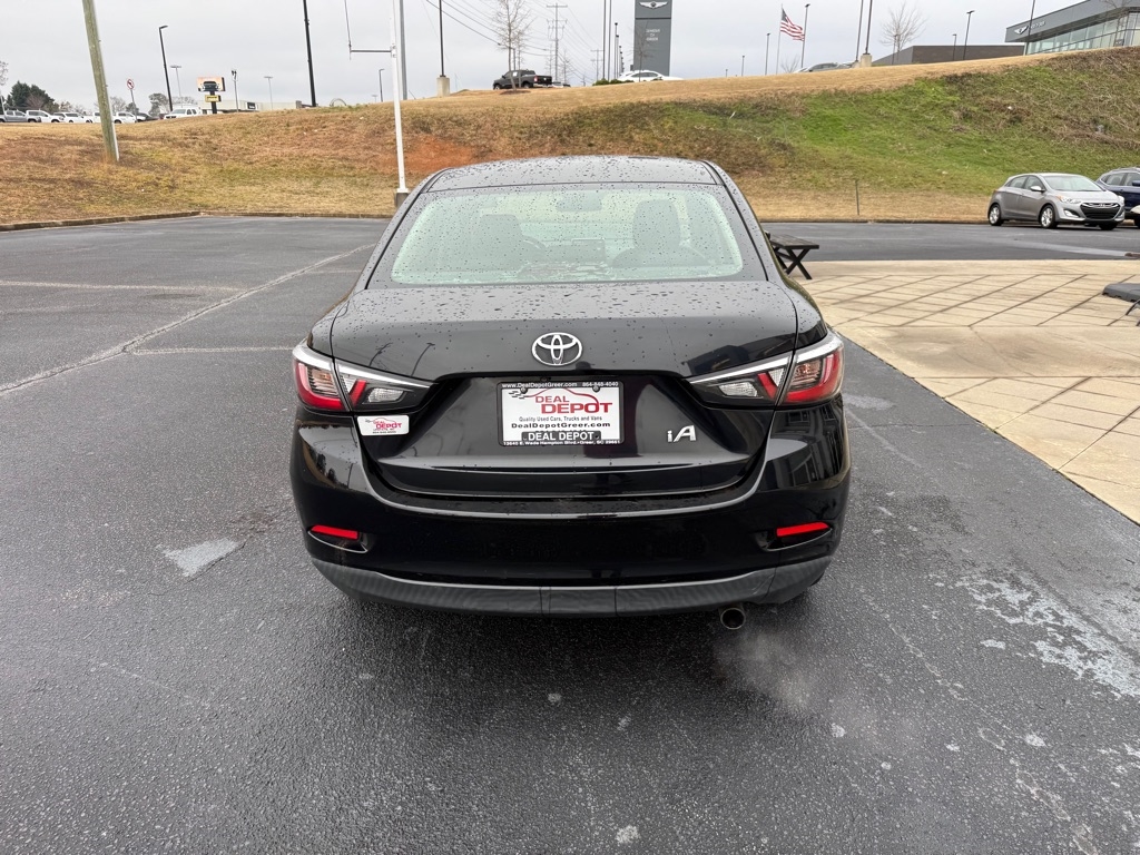 Toyota Yaris iA  2018