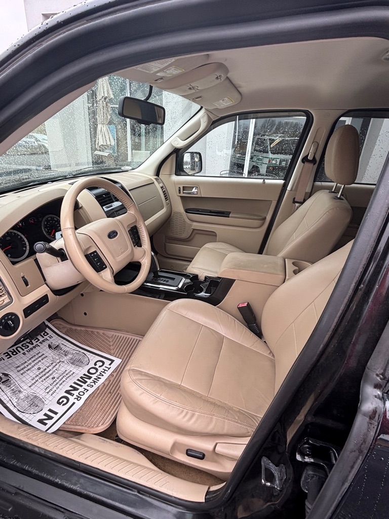 Ford Escape  2011