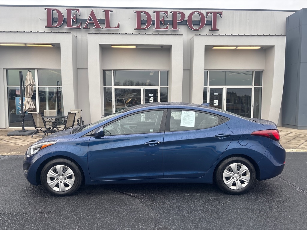 Hyundai Elantra  2016