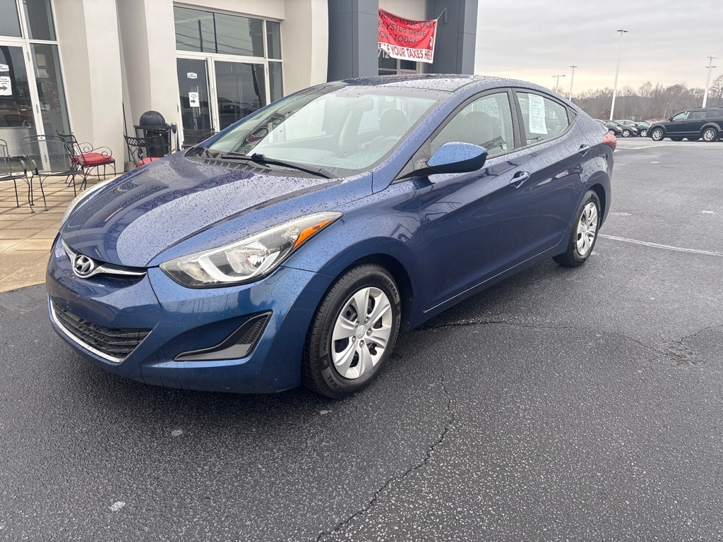 Hyundai Elantra  2016