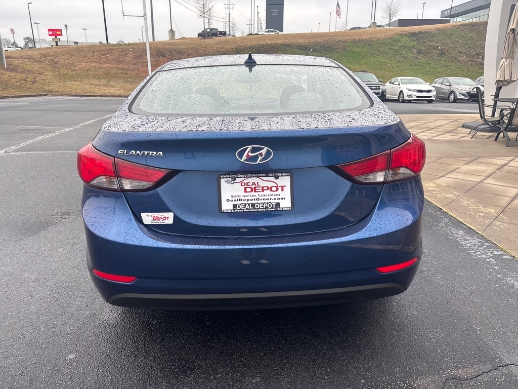 Hyundai Elantra  2016