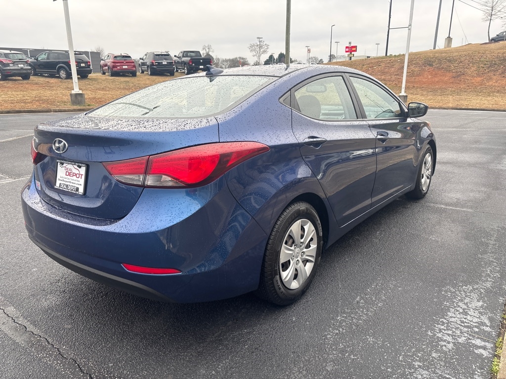 Hyundai Elantra  2016