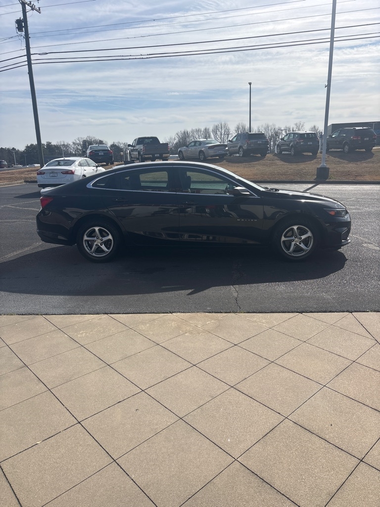 Chevrolet Malibu  2018