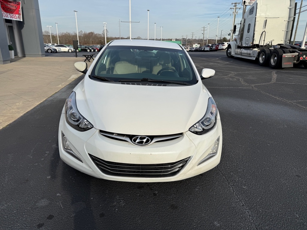 Hyundai Elantra  2015