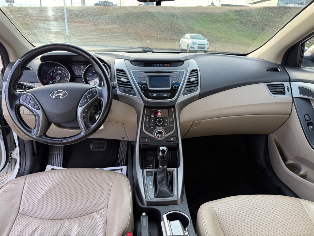 Hyundai Elantra  2015