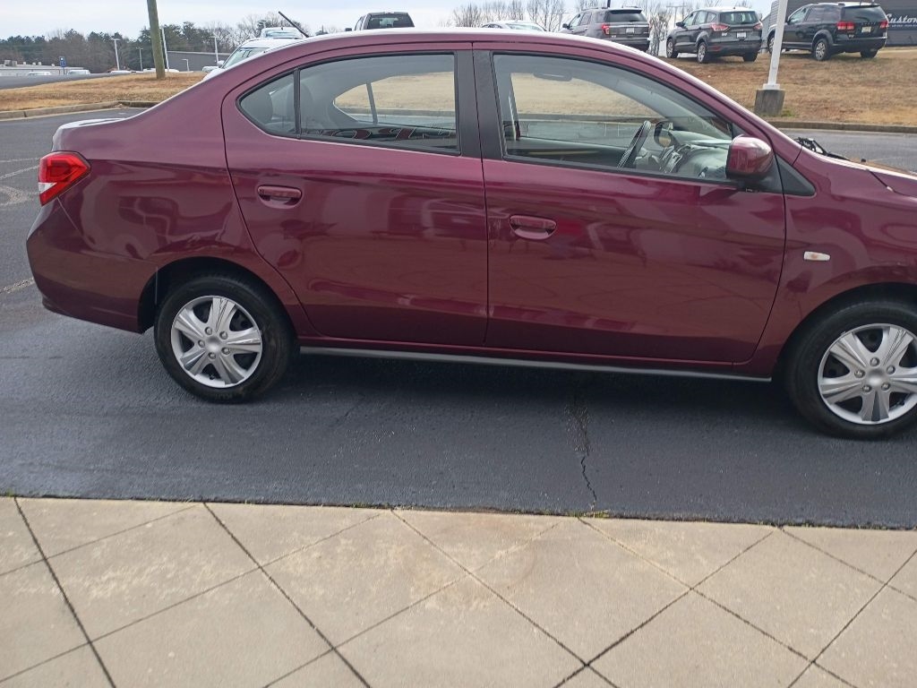 Mitsubishi Mirage G4  2020