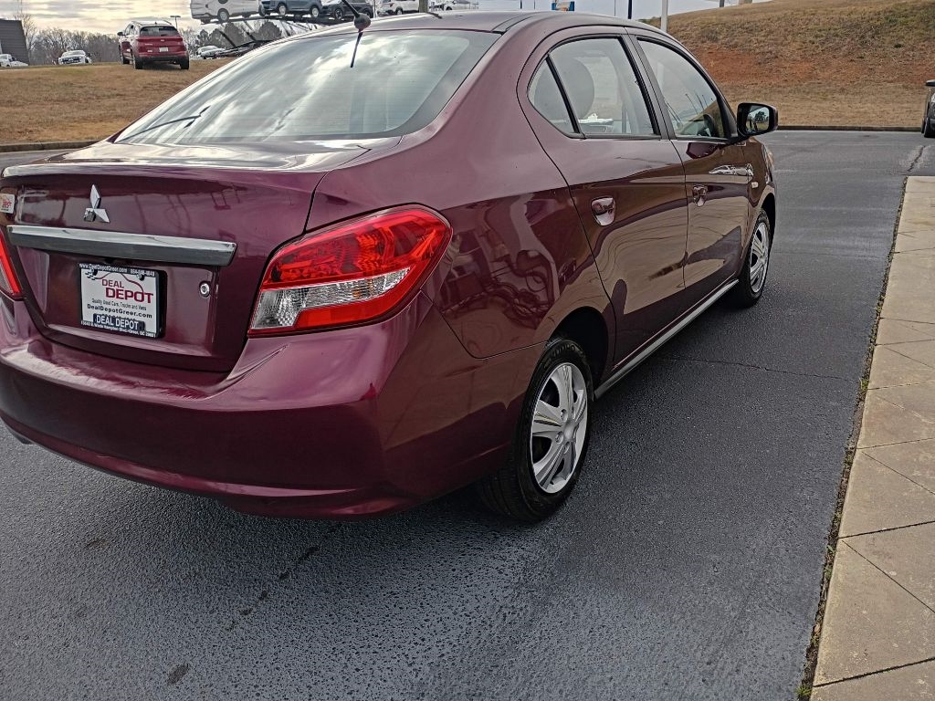 Mitsubishi Mirage G4  2020