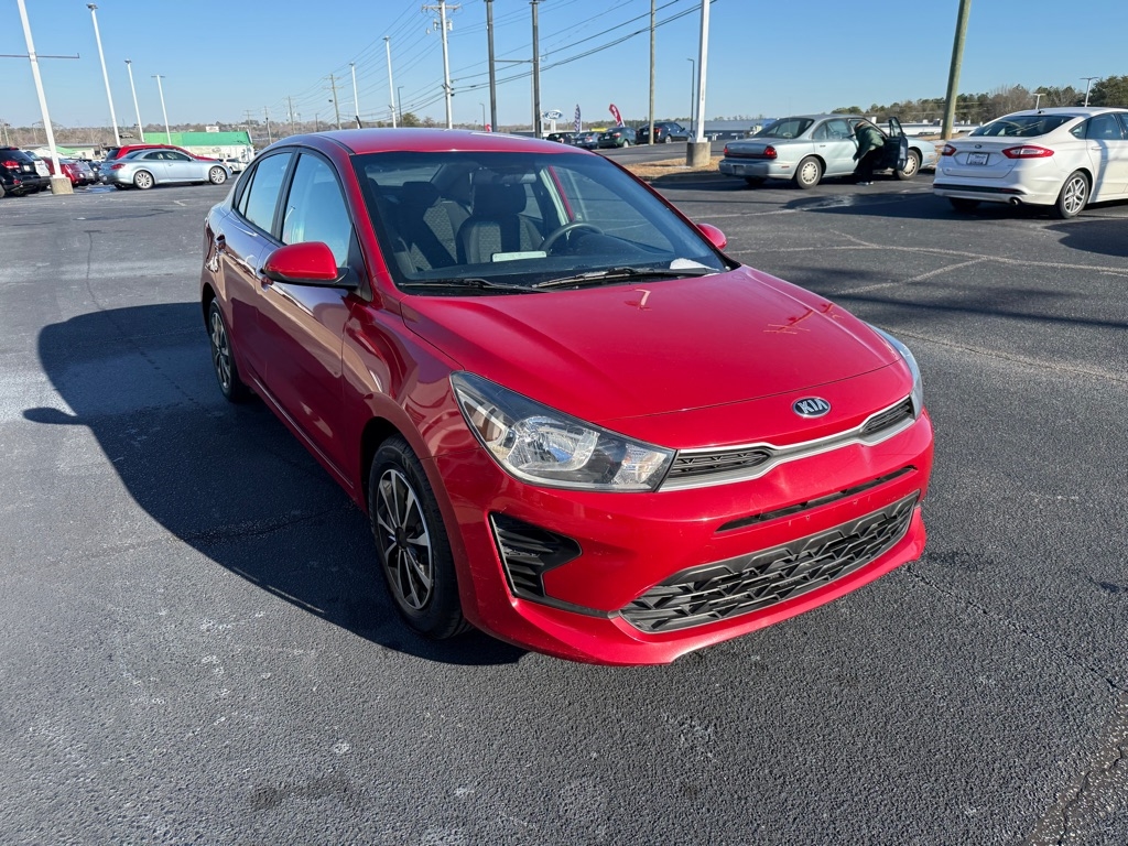 Kia Rio  2021