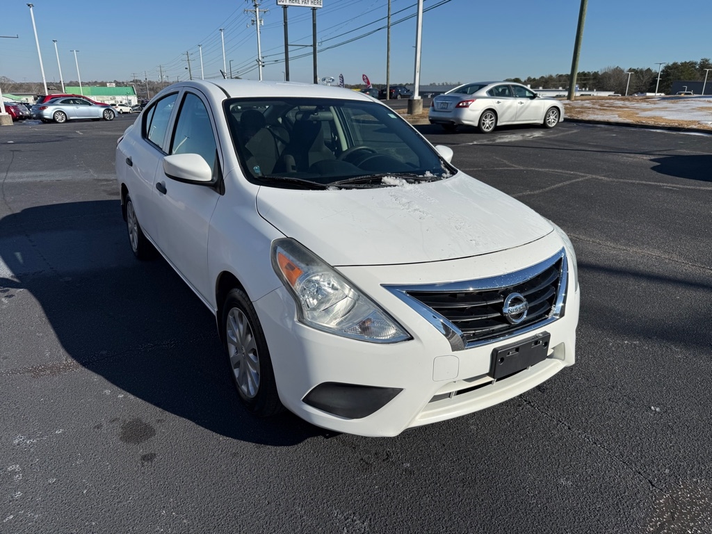 Nissan Versa  2016