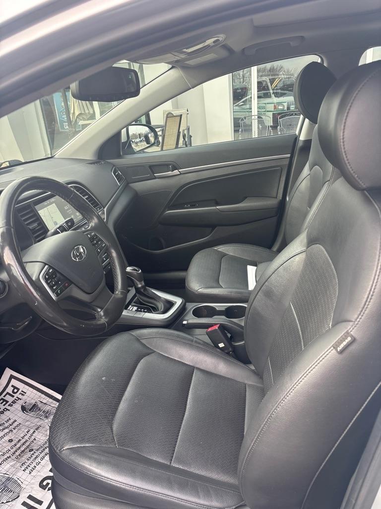 Hyundai Elantra  2018