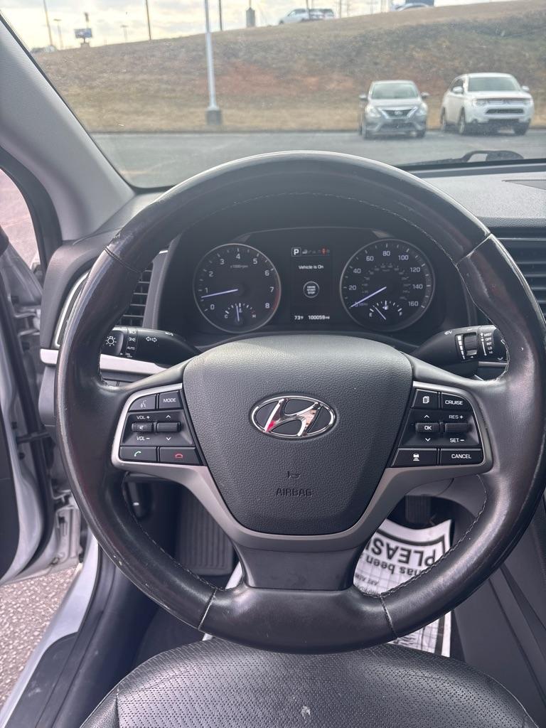 Hyundai Elantra  2018