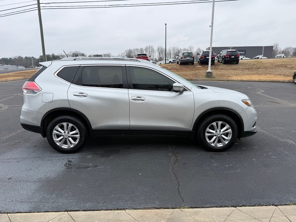 Nissan Rogue  2016