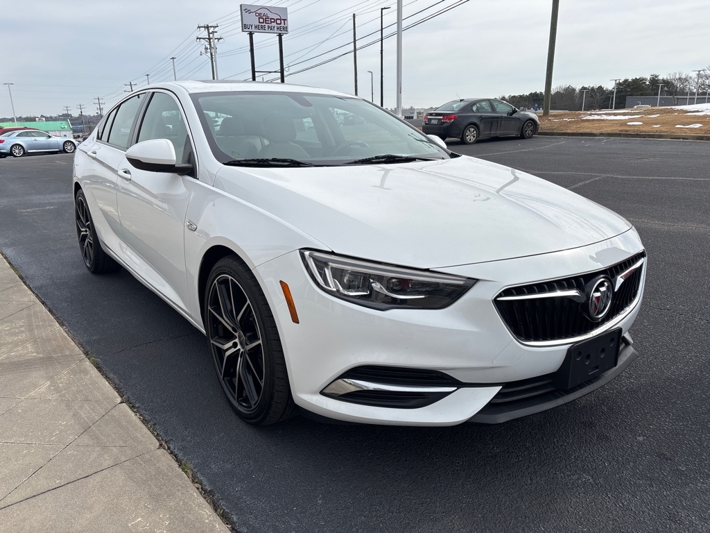 Buick Regal  2018