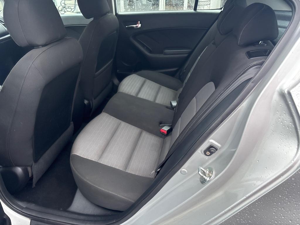 Kia Forte 5-Door  2016