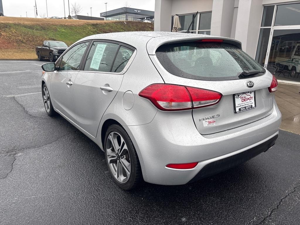 Kia Forte 5-Door  2016
