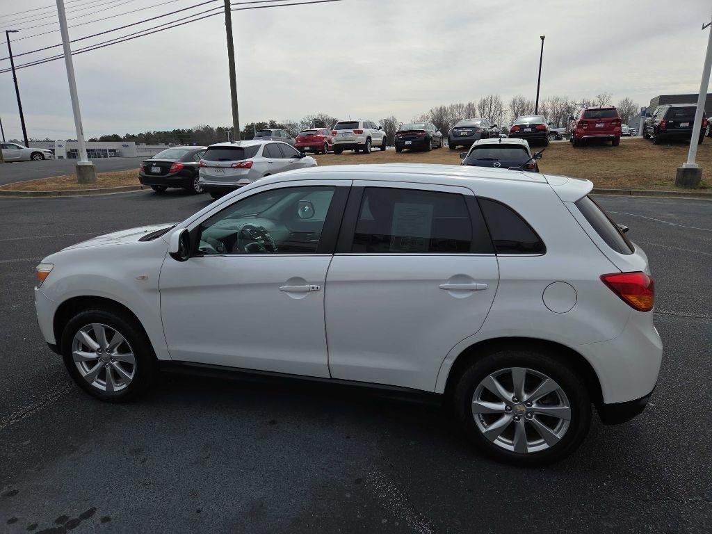 Mitsubishi Outlander Sport  2015